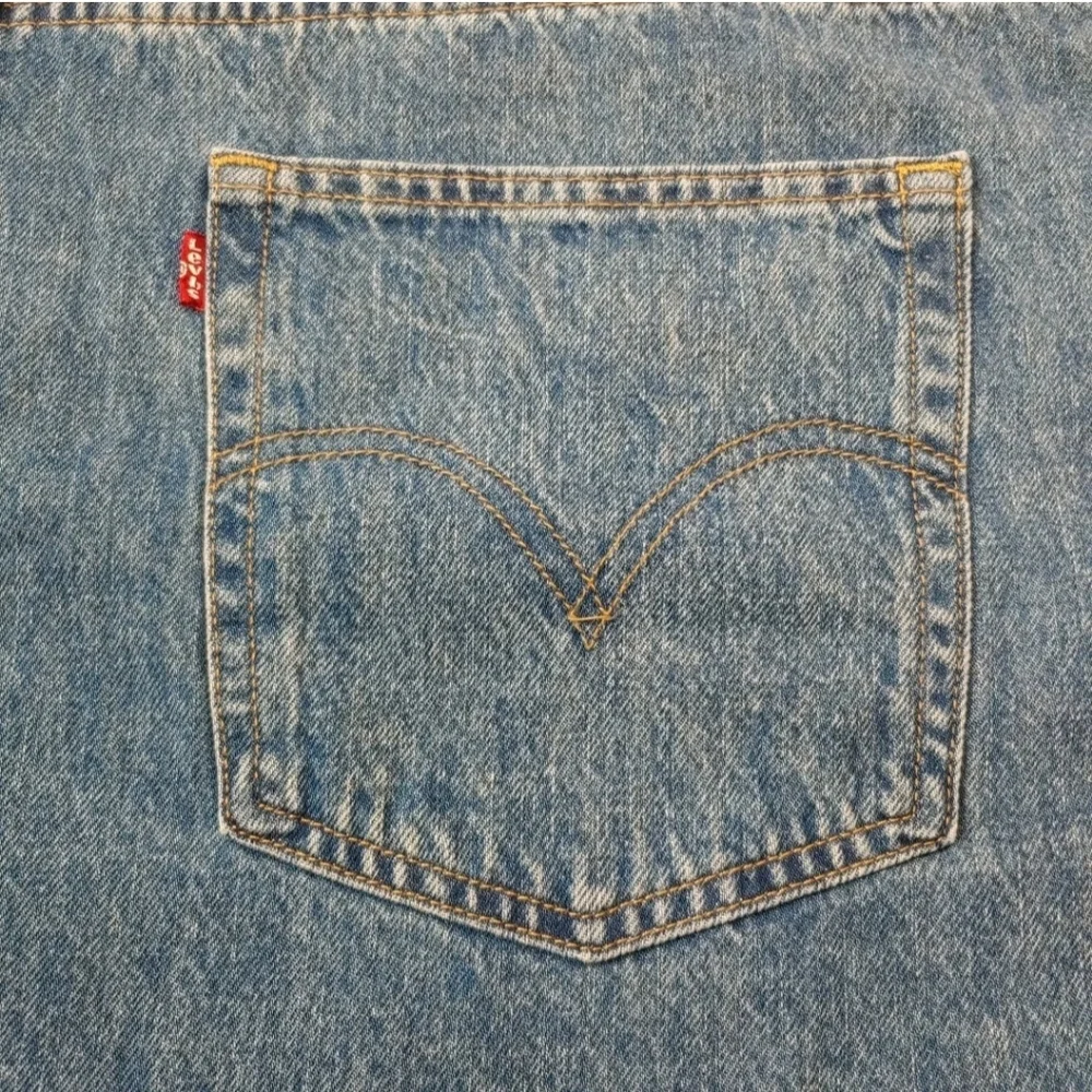 Levi's Mom Jean Shorts Blue Denim High Waisted Relaxed Fit Plus Sz 26W 48/4